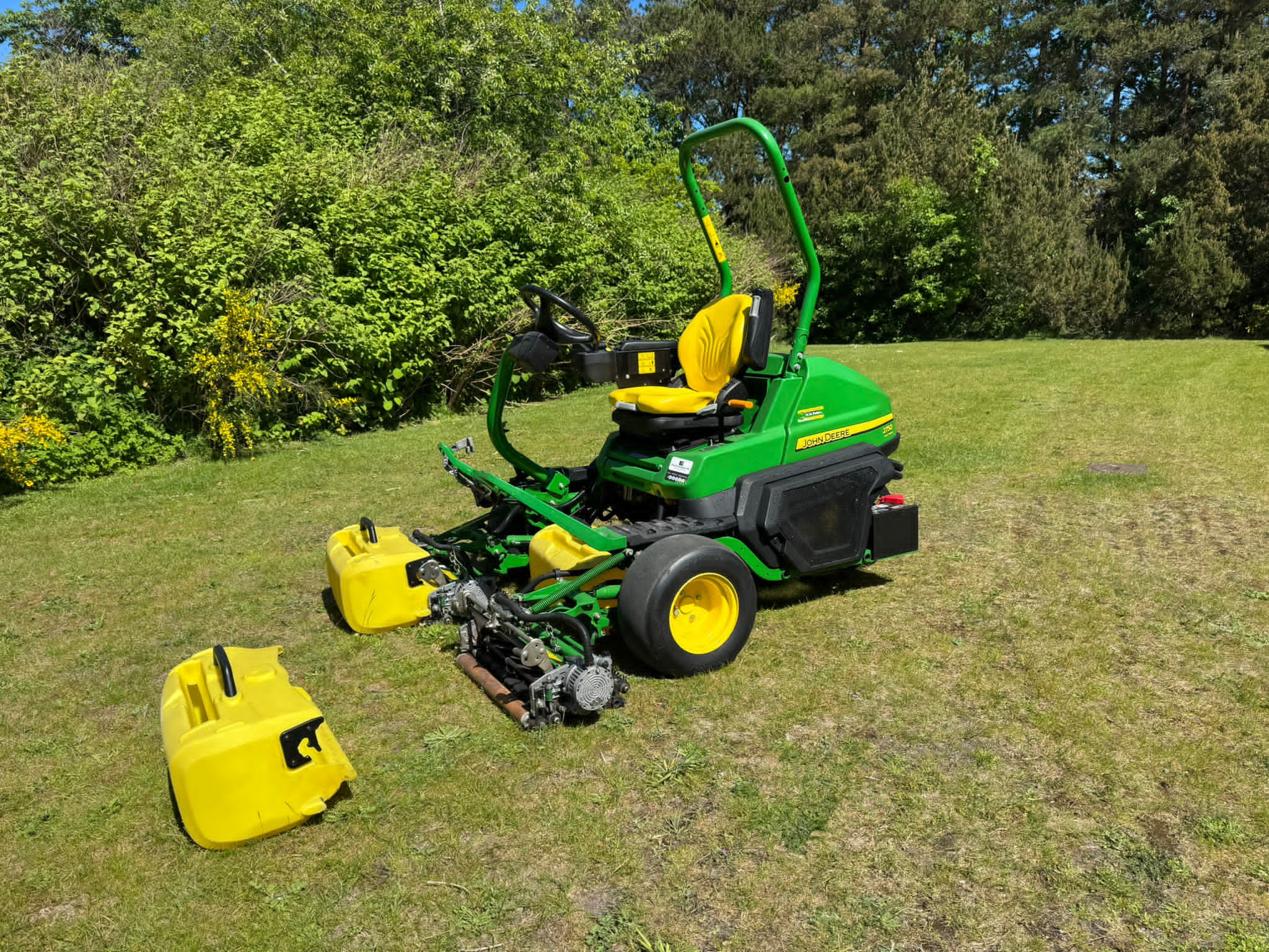 John Deere 2750 E-cut Hybrid Diesel